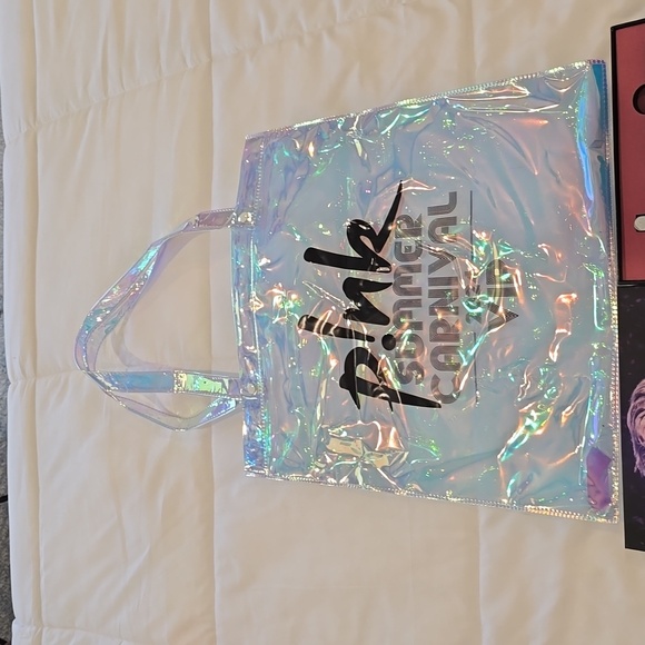 P!INK VIP BOX AND BAG 2024 - Picture 2 of 8